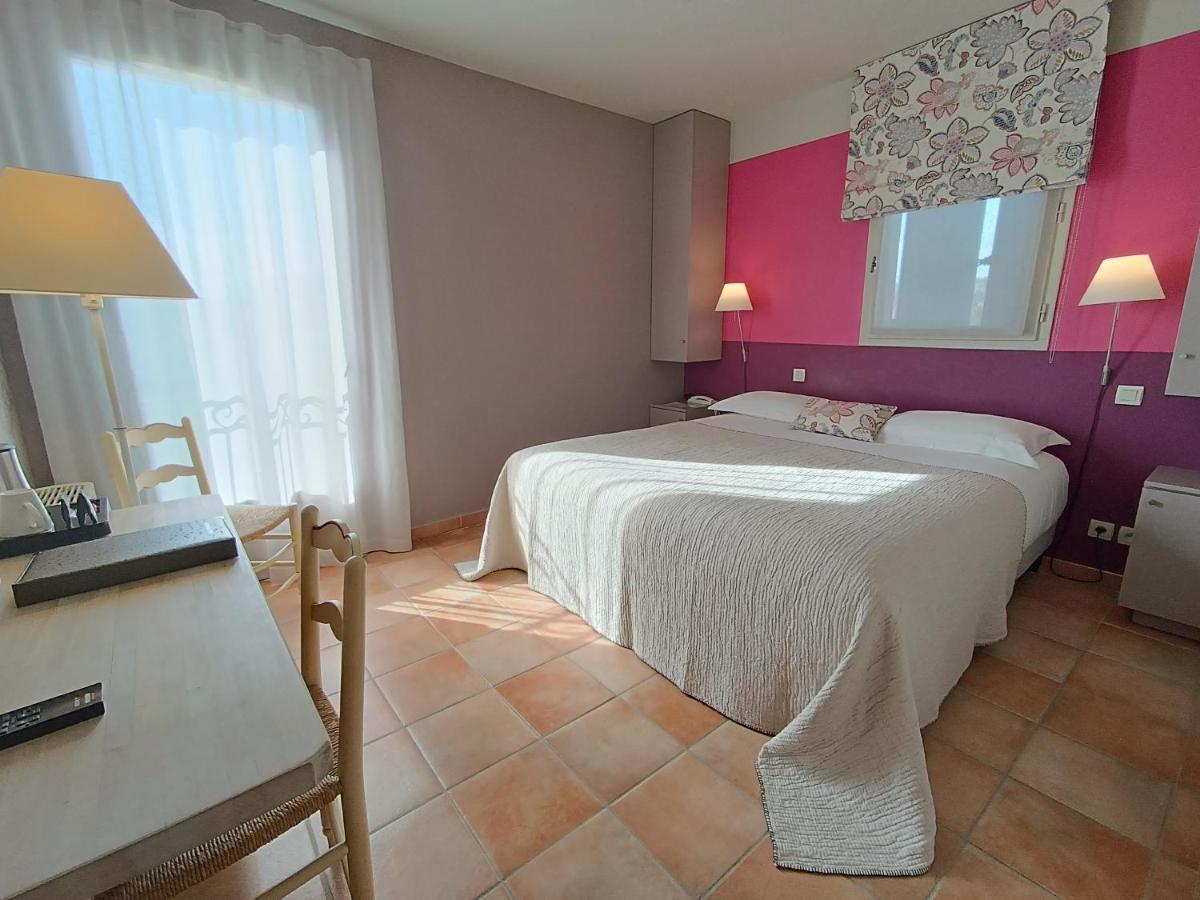 Hotel La Bastide D'Iris Vagnas Eksteriør billede