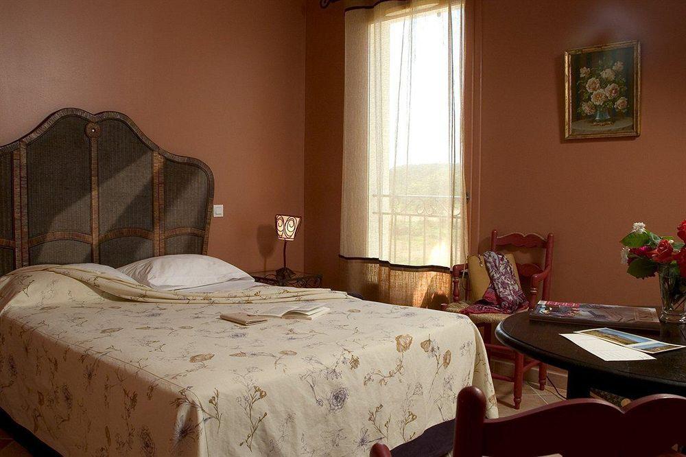 Hotel La Bastide D'Iris Vagnas Eksteriør billede